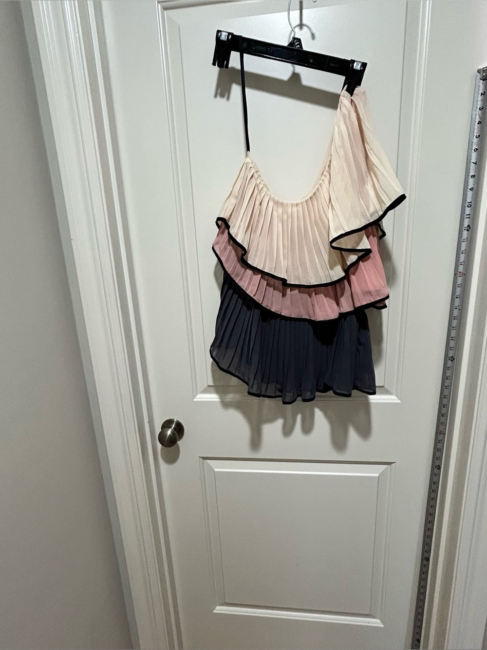 Ark & Co women’s size S Pleated One-Shoulder Tank in Blush, Cream, and Gray NWT